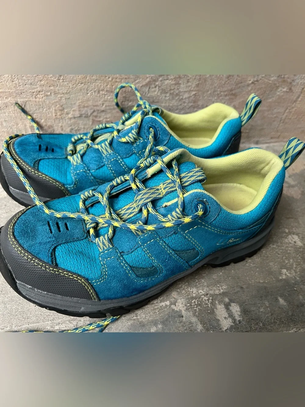 L.L. Bean Girls Kids Teal Lime Trail Sneakers Hiking Books Size 5